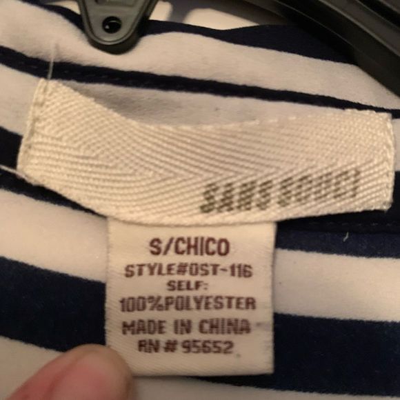 Sans Souci Woman’s Black White Stripe Blouse size Small - Picture 7 of 7